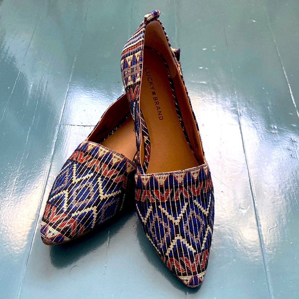 LUCKY brand flats.